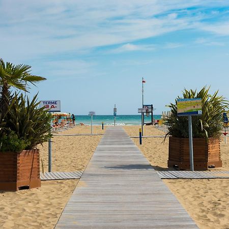 Rialto Apartment Bibione Bagian luar foto