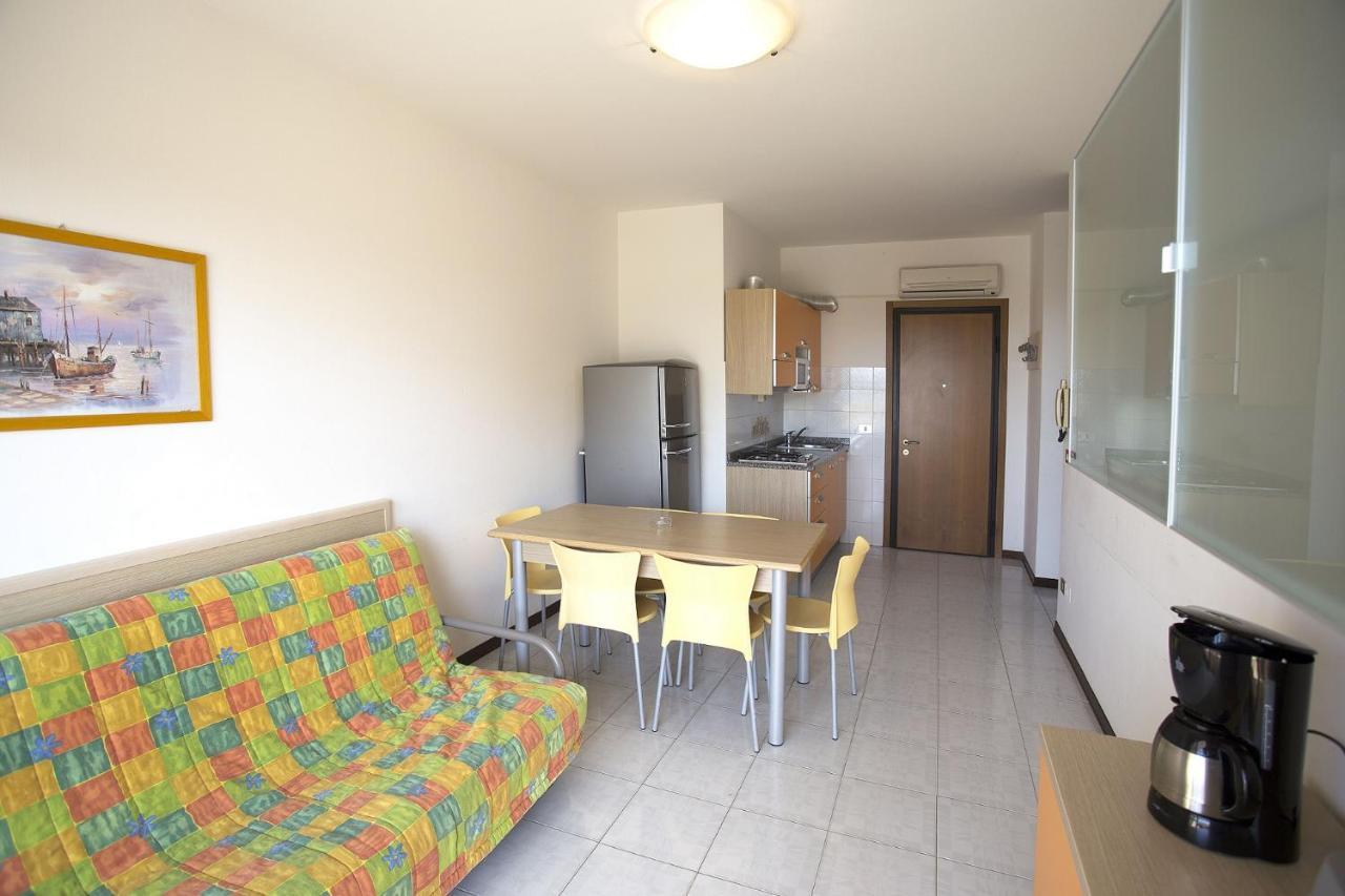 Rialto Apartment Bibione Bagian luar foto
